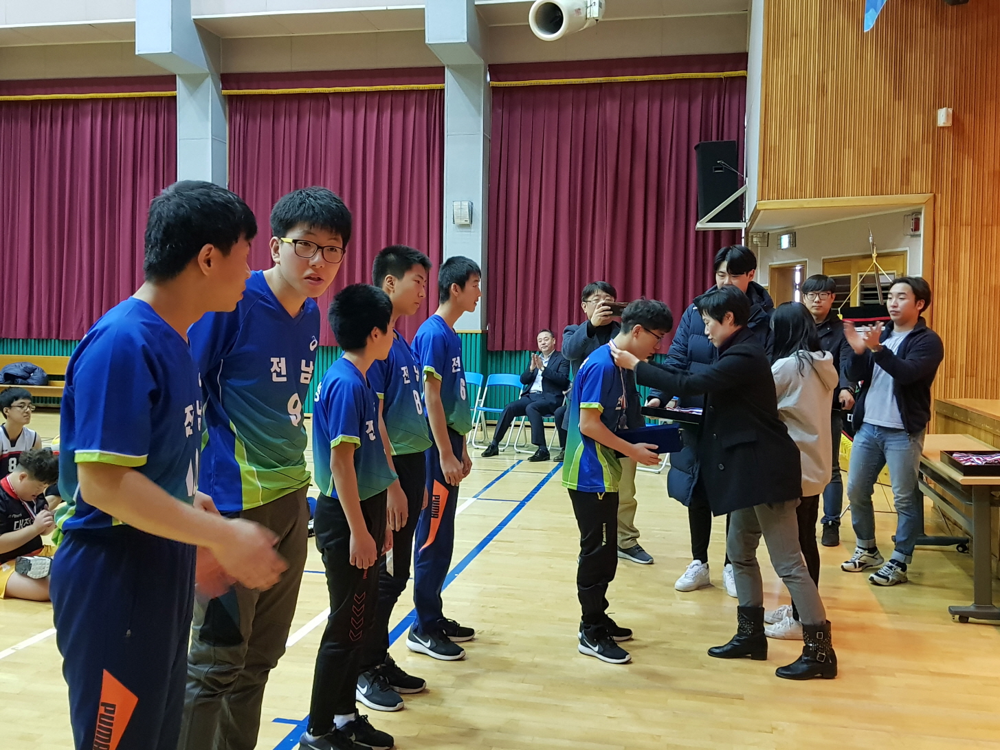 첨부 이미지